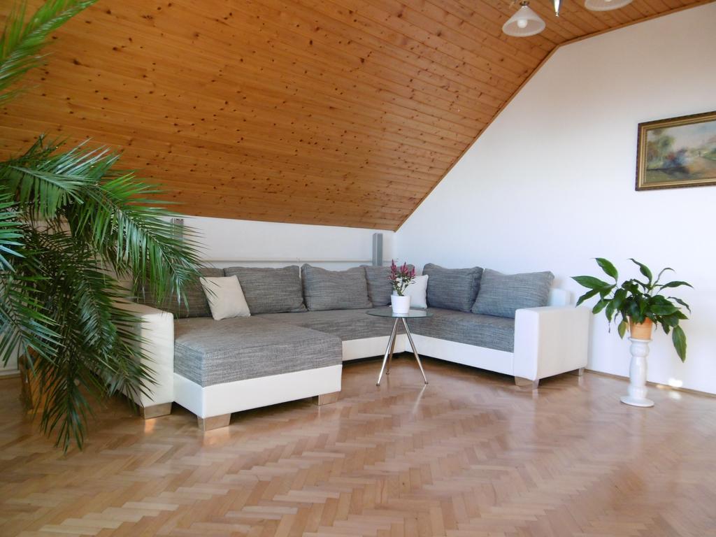 Apartamento Panoráma Vendégház Balatonszepezd Exterior foto
